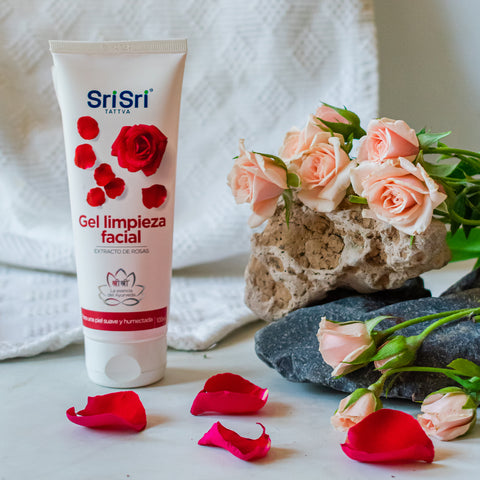 Gel de limpieza facial de rosas