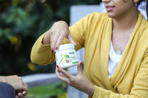 Crema con aloe vera y vitamina E